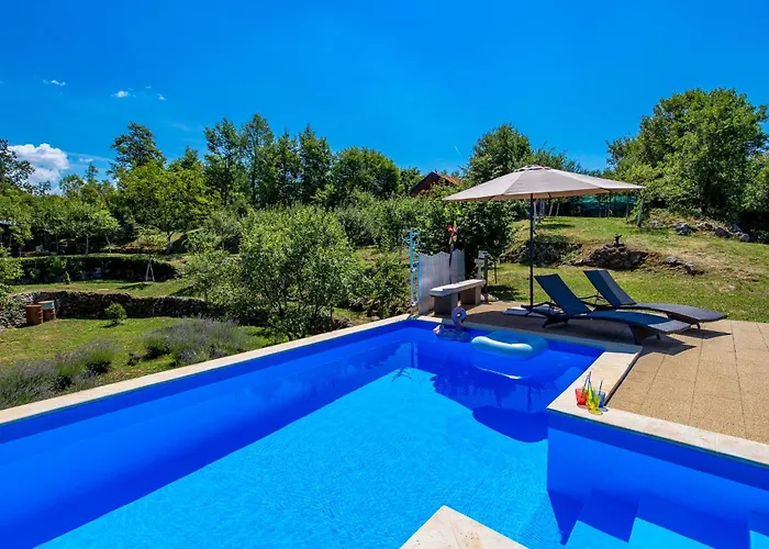 2 Bedroom Awesome In Dom wakacyjny Opatija