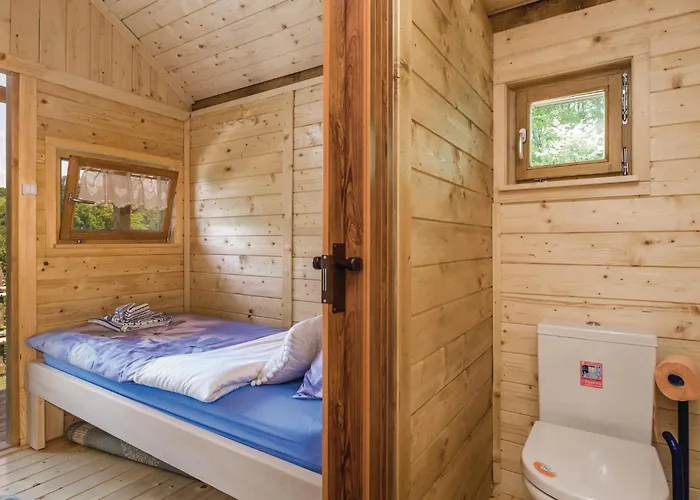 度假居 2 Bedroom Awesome In *