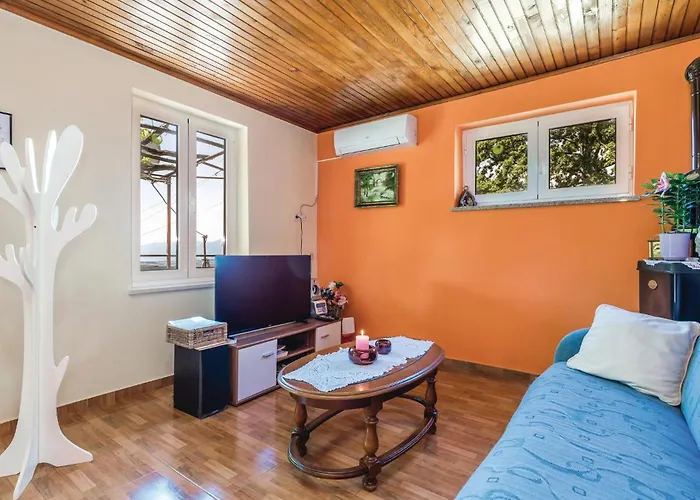 Holiday home 2 Bedroom Awesome Home In Opatija *